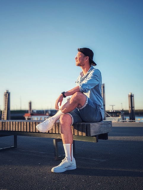 表现不仅受 表现不仅受